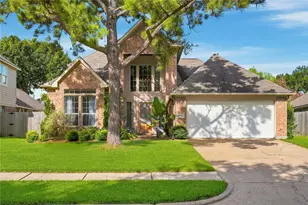 4006 Stonehurst Dr, Pearland, TX 77584 - Photo 1