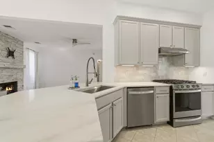 4006 Stonehurst Dr, Pearland, TX 77584 - Photo 17
