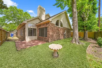 2923 Plantation Wood Lane, Missouri City, TX 77459 - Photo 23