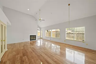 2923 Plantation Wood Lane, Missouri City, TX 77459 - Photo 7
