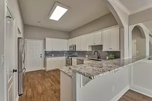 4 Regency Point, Montgomery, TX 77356 - Photo 17