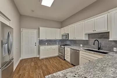 4 Regency Point, Montgomery, TX 77356 - Photo 17
