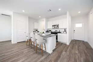 4815 Peanut Butter and Jelly Dr, Houston, TX 77048 - Photo 7