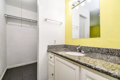 9037 Crestview Drive, Houston, TX 77078 - Photo 11