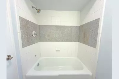 5926 Queensgate Drive, Houston, TX 77066 - Photo 25