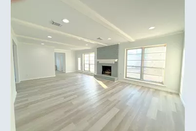 5926 Queensgate Drive, Houston, TX 77066 - Photo 5