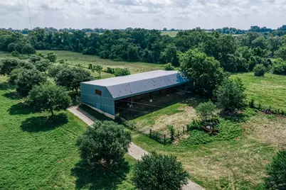 2734 Blue Hole Road, Bleiblerville, TX 78931 - Photo 21