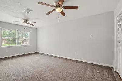 8433 Woodlyn Road, Houston, TX 77028 - Photo 15