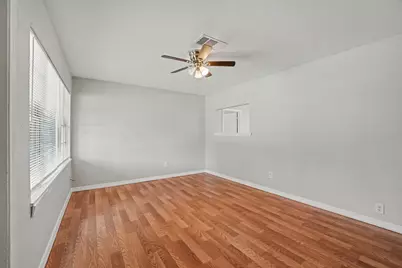 8433 Woodlyn Road, Houston, TX 77028 - Photo 3