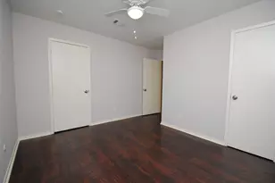 10659 Northbrook Dr, Houston, TX 77043 - Photo 19