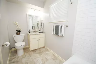 10659 Northbrook Drive, Houston, TX 77043 - Photo 17