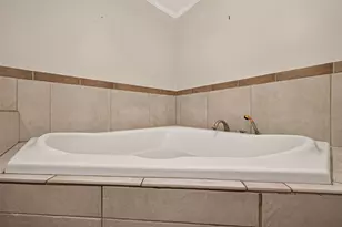 2210 Lazybrook Dr, Houston, TX 77008 - Photo 21