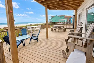 1648 Sandpebble Pl, Surfside Beach, TX 77541 - Photo 9