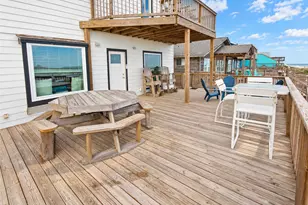 1648 Sandpebble Pl, Surfside Beach, TX 77541 - Photo 11