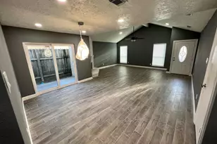 3802 Mountain Rose Ln, Houston, TX 77043 - Photo 13