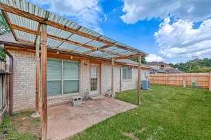 2102 Creekshire Dr, Sugar Land, TX 77478 - Photo 35