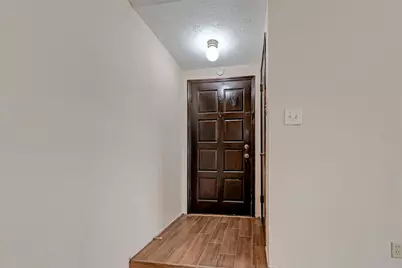 2102 Creekshire Drive, Sugar Land, TX 77478 - Photo 3