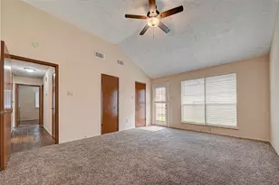 2102 Creekshire Dr, Sugar Land, TX 77478 - Photo 17