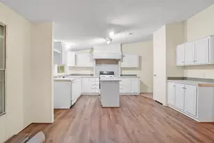 13507 Enchanted Cove, Willis, TX 77318 - Photo 7