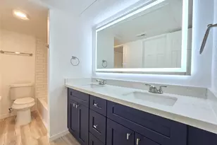 12660 Ashford Point Dr, Houston, TX 77082 - Photo 15