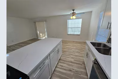 12660 Ashford Point Drive #402, Houston, TX 77082 - Photo 9