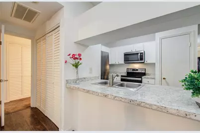 2023 Gentryside Drive #109, Houston, TX 77077 - Photo 13