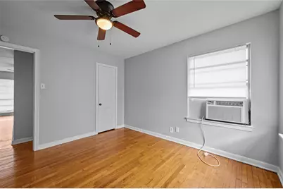 1919 McDuffie #4, Houston, TX 77019 - Photo 9