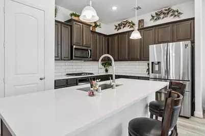 10139 Bayou Oaks Drive, Conroe, TX 77385 - Photo 5