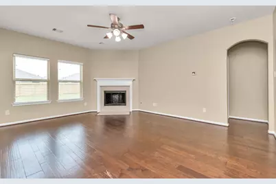 3734 E Briarlilly Park Circle, Katy, TX 77493 - Photo 7