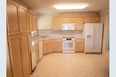 799 County Road 304, Edna, TX 77957 - Photo 9