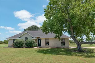 799 Co Rd 304, Edna, TX 77957 - Photo 1