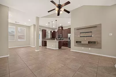 186 Biltmore Loop, Montgomery, TX 77316 - Photo 13