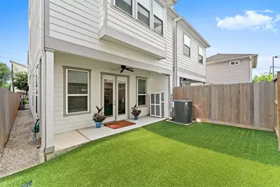 1511 Crockett Street #B, Houston, TX 77007 - Photo 21