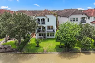 914 Old Oyster Trail, Sugar Land, TX 77478 - Photo 1