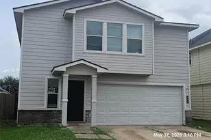 843 Darbydale Crossing Ln, Houston, TX 77090 - Photo 1
