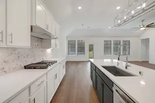 431 6th St, Magnolia, TX 77355 - Photo 5