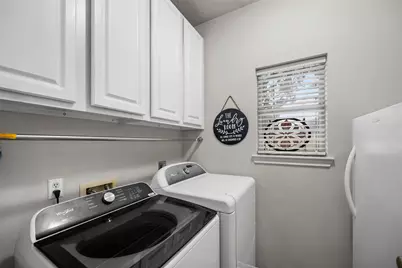 11910 Susie Court, Pinehurst, TX 77362 - Photo 9