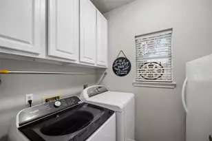 11910 Susie Ct, Pinehurst, TX 77362 - Photo 9
