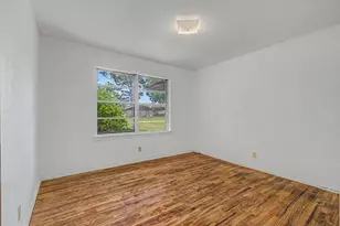 101 Oak St, Dayton, TX 77535 - Photo 13