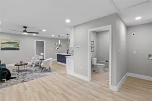 820 18th Ave N, Texas City, TX 77590 - Photo 5