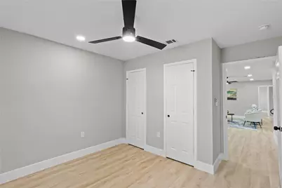 820 18th Avenue N, Texas City, TX 77590 - Photo 23