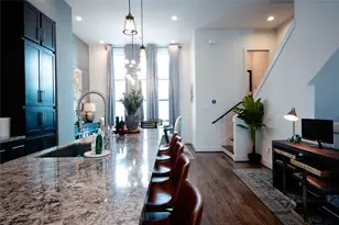 2826 Clay St, Houston, TX 77003 - Photo 3