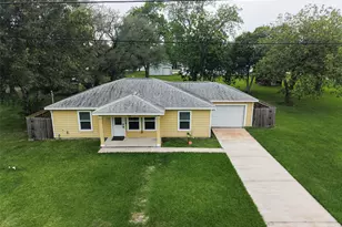1708 and 1702 Sycamore Ave, Bay City, TX 77414 - Photo 37