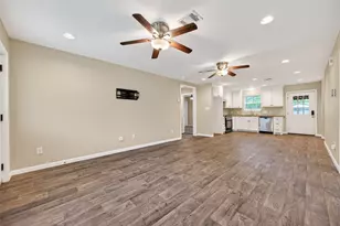 1708 and 1702 Sycamore Ave, Bay City, TX 77414 - Photo 9