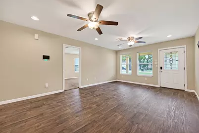 1708 and 1702 Sycamore Avenue, Bay City, TX 77414 - Photo 11