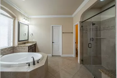 31 Whispering Thicket Place, The Woodlands, TX 77375 - Photo 27