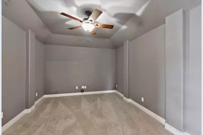 31 Whispering Thicket Place, The Woodlands, TX 77375 - Photo 35