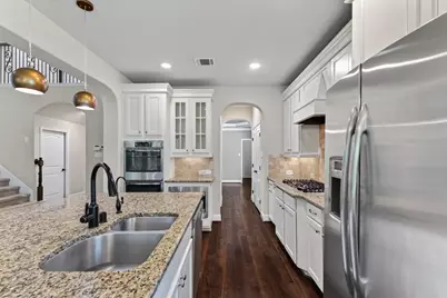 31 Whispering Thicket Place, The Woodlands, TX 77375 - Photo 15