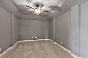 31 Whispering Thicket Pl, The Woodlands, TX 77375 - Photo 35