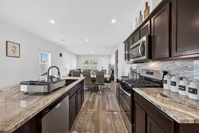 1702 Legacy Hills Drive, Houston, TX 77067 - Photo 13